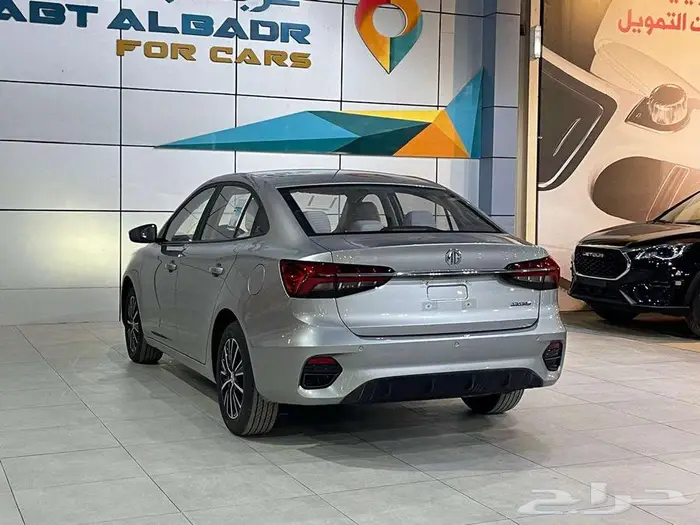 ام جي 5 ستاندر الشكل الجديد موديل 2025 كاش واقساط 4