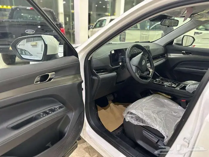 فورد تيرتورى امبيانتي 2025 -أبيض- FORD TERRITORY AMBIENTE 7