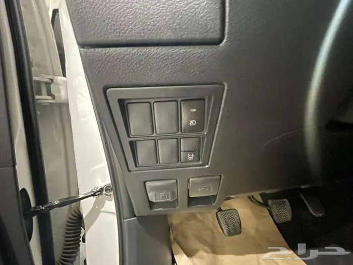 تويوتا هايلوكس غمارتين بنزين S.GLX قير عادي دبل 2025 سعودي 15