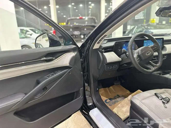 فورد تورس امبيانتي رمادي 2025 -FORD TAURUS AMBIENTE 9
