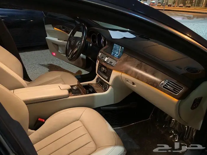 مرسيدس جفالي CLS 350 AMG المالك الاول مديل 2014 6
