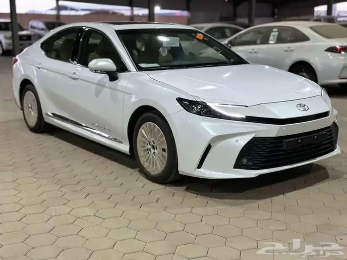 تويوتا كامري 2025 LE بنزين ( تقسيط وكاش ) 0