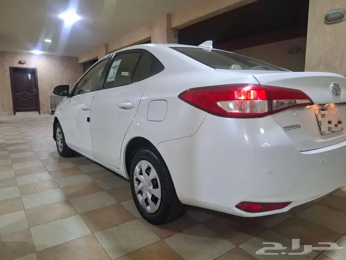 تويوتا يارس 2022 ستاندر 5