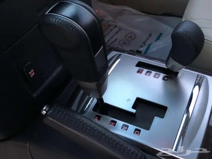 ميتسوبيشي باجيرو 2022 فل سعودي ممشي قليل مخزن 25 ألف 19