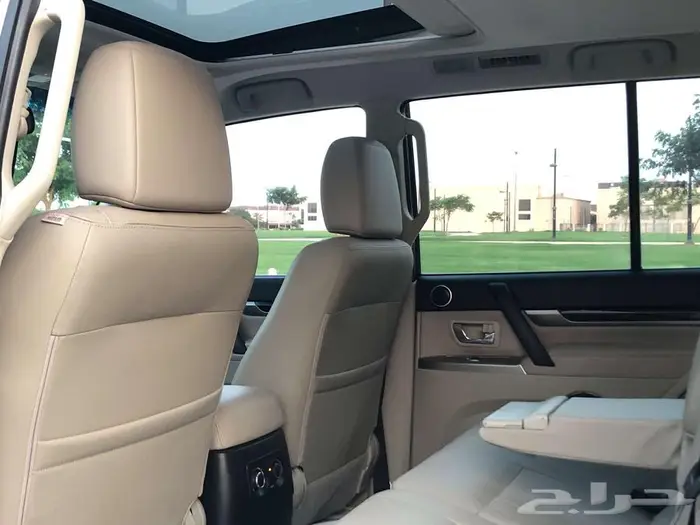 ميتسوبيشي باجيرو 2022 فل سعودي ممشي قليل مخزن 25 ألف 36