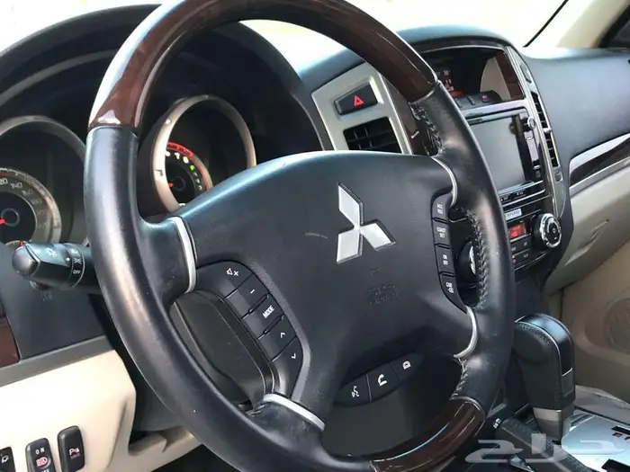 ميتسوبيشي باجيرو 2022 فل سعودي ممشي قليل مخزن 25 ألف 12