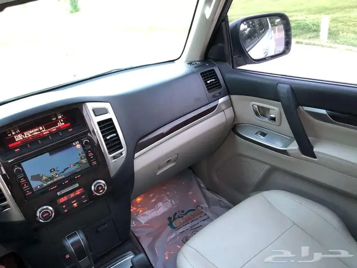 ميتسوبيشي باجيرو 2022 فل سعودي ممشي قليل مخزن 25 ألف 37