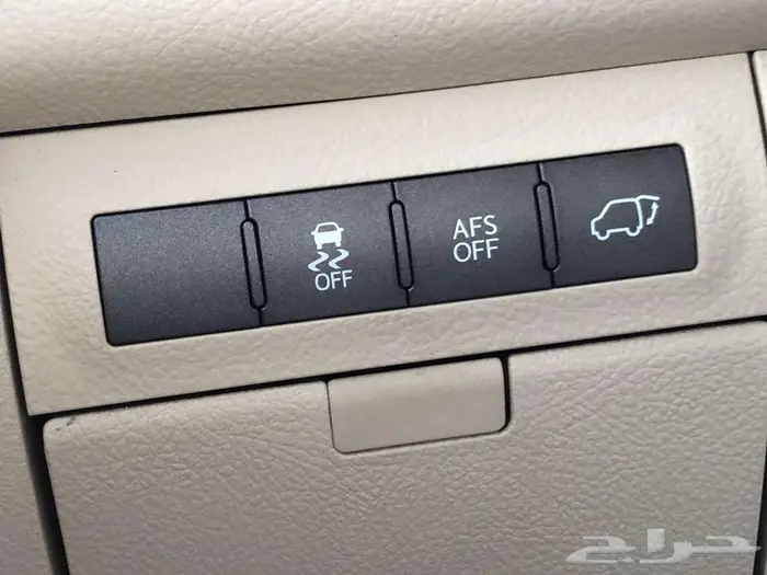 ميتسوبيشي باجيرو 2022 فل سعودي ممشي قليل مخزن 25 ألف 25