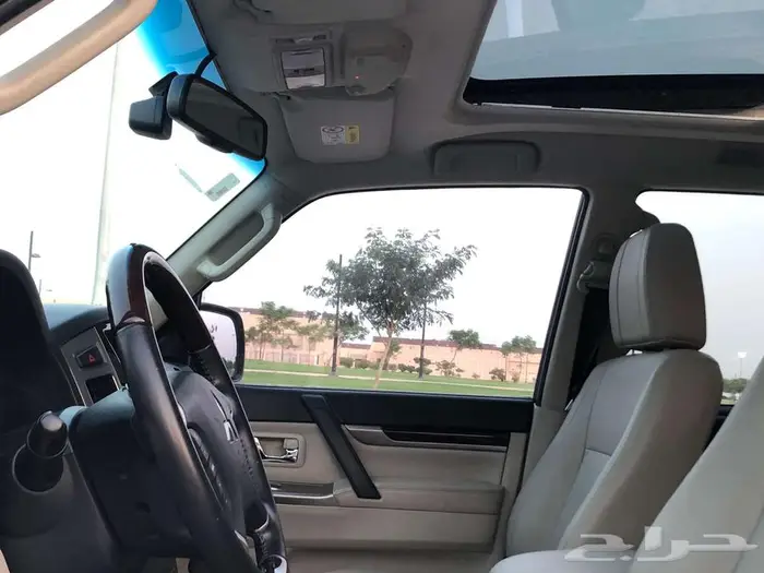 ميتسوبيشي باجيرو 2022 فل سعودي ممشي قليل مخزن 25 ألف 17