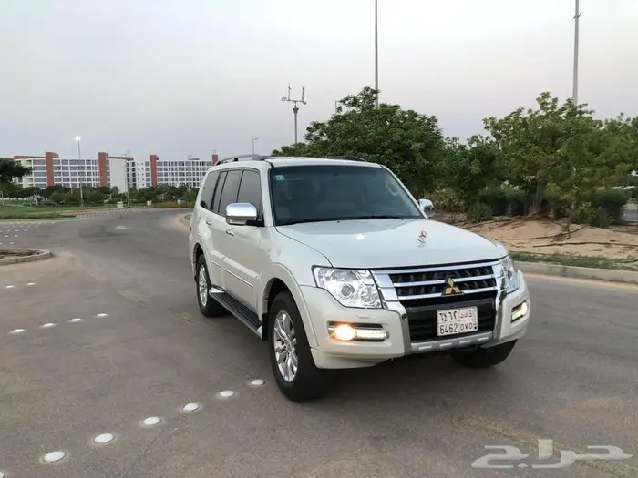 ميتسوبيشي باجيرو 2022 فل سعودي ممشي قليل مخزن 25 ألف 3