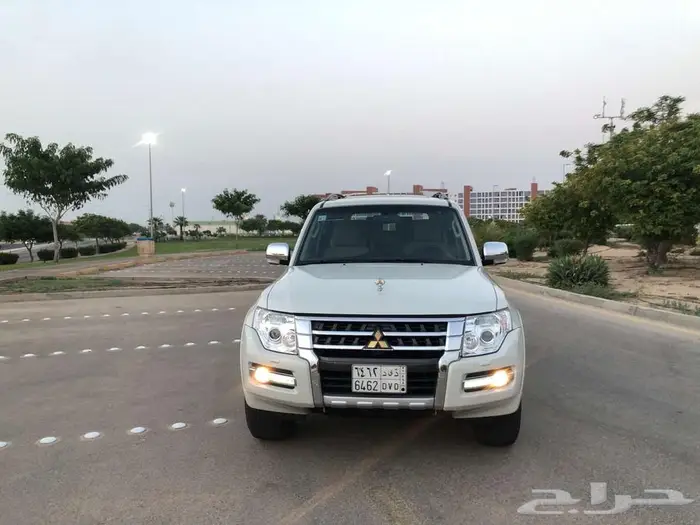 ميتسوبيشي باجيرو 2022 فل سعودي ممشي قليل مخزن 25 ألف 9