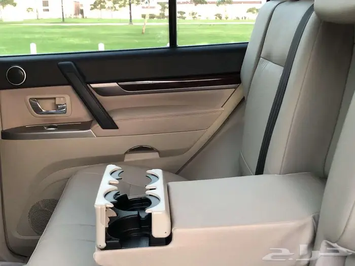 ميتسوبيشي باجيرو 2022 فل سعودي ممشي قليل مخزن 25 ألف 30