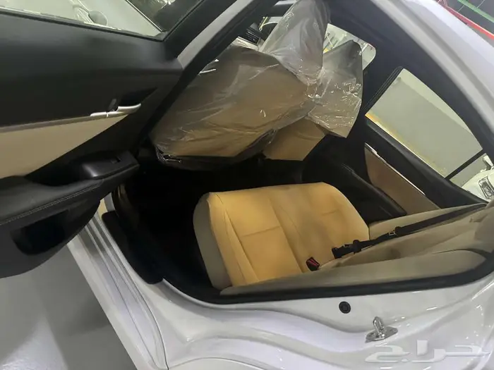 تويوتا- كامري- LE -هايبرد- 2025-بطاقه - ابيض 2