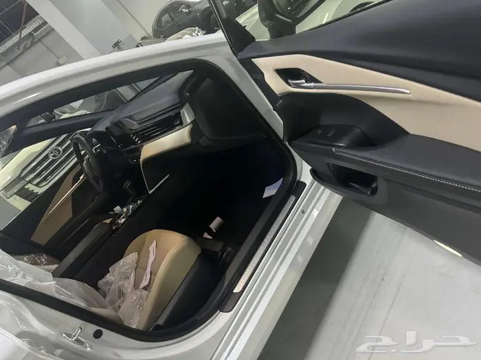 تويوتا- كامري- LE -هايبرد- 2025-بطاقه - ابيض 7