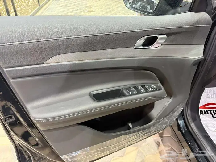 فورد تيريتوري 1.8 امبينتي 2026 الشكل الجديد 8