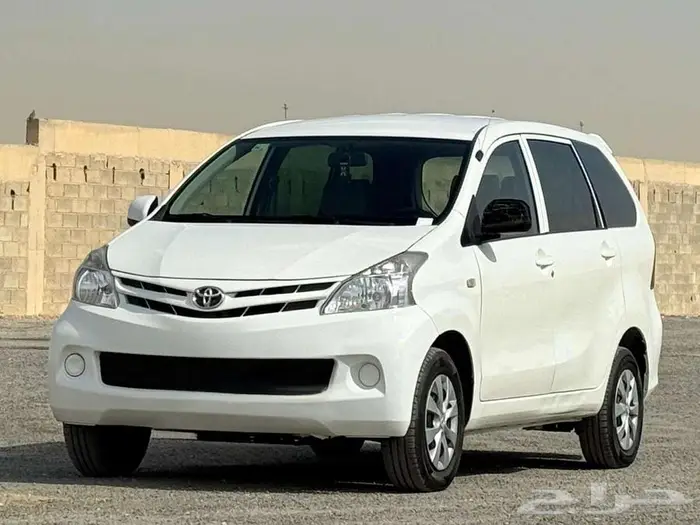 تويوتا افانزا 2015 1