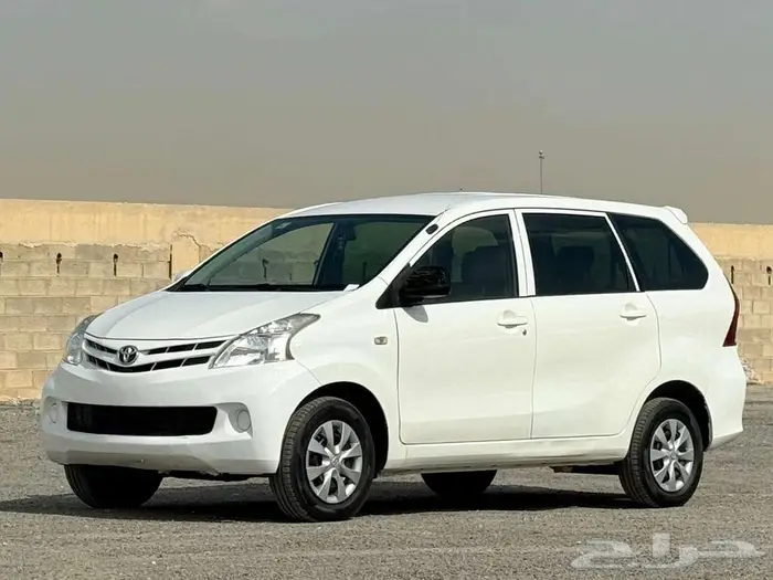 تويوتا افانزا 2015 3