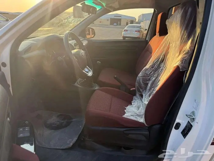 تويوتا هايلكس غمارة بنزين موديل 2025 ممشى 25000 9