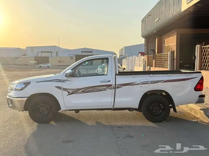 تويوتا هايلكس غمارة بنزين موديل 2025 ممشى 25000 3