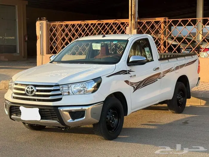 تويوتا هايلكس غمارة بنزين موديل 2025 ممشى 25000 2