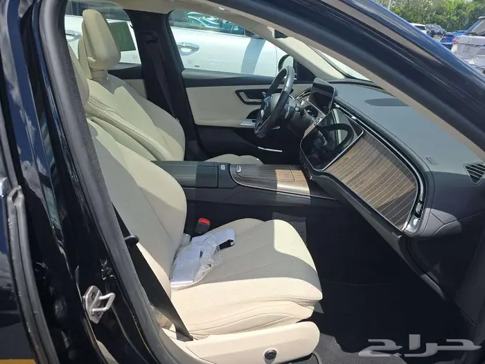 Mercedes E350 2025 ممشى 19000 كيلو - 256000 ريال للاستيراد 16