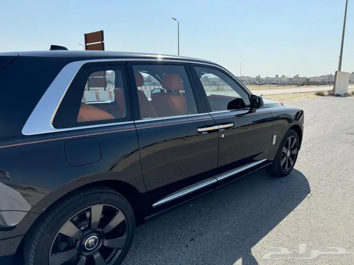 رولز رويس كولينان 2020 8