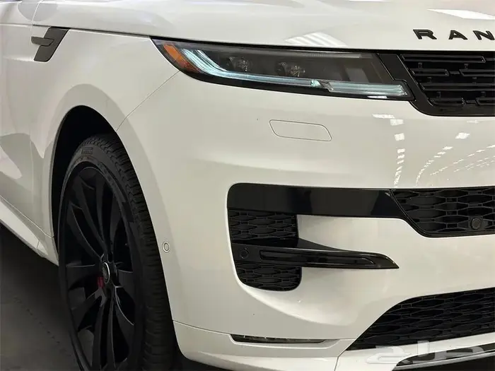 رنج روفر سبورت دايناميك 2024 بسعر مميز 11