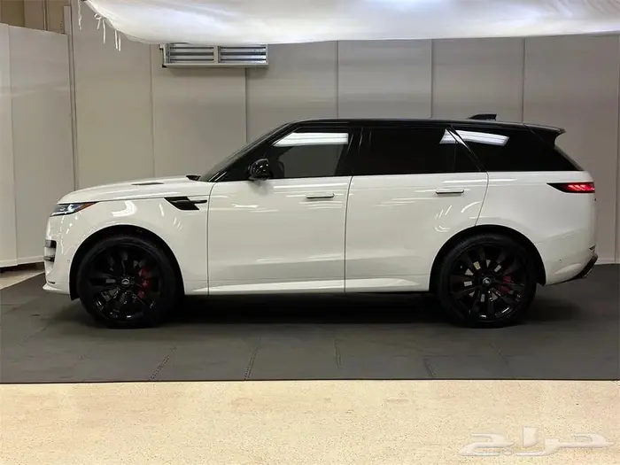 رنج روفر سبورت دايناميك 2024 بسعر مميز 1