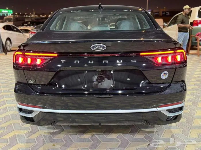 متوفر فورد تورس ترند م2026 لون أسود سعودى 6