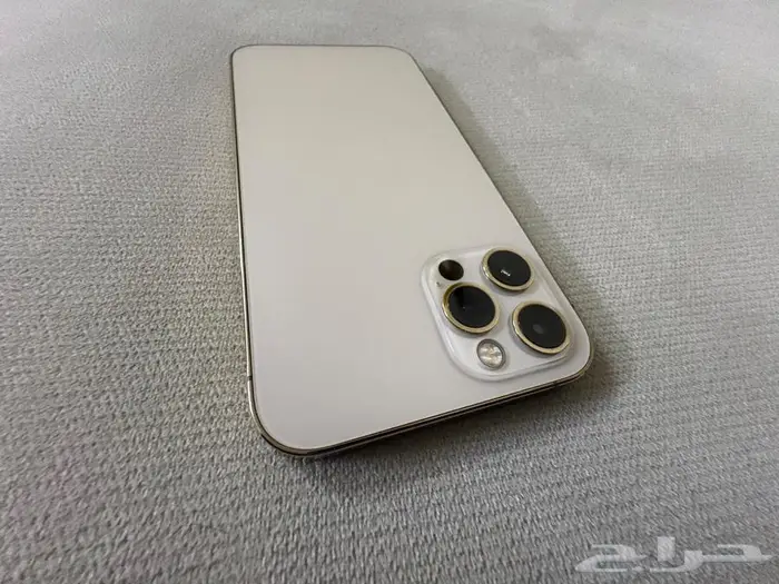 ايفون 12 برو 800 4