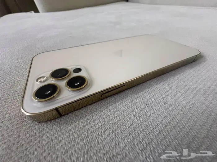 ايفون 12 برو 800 3