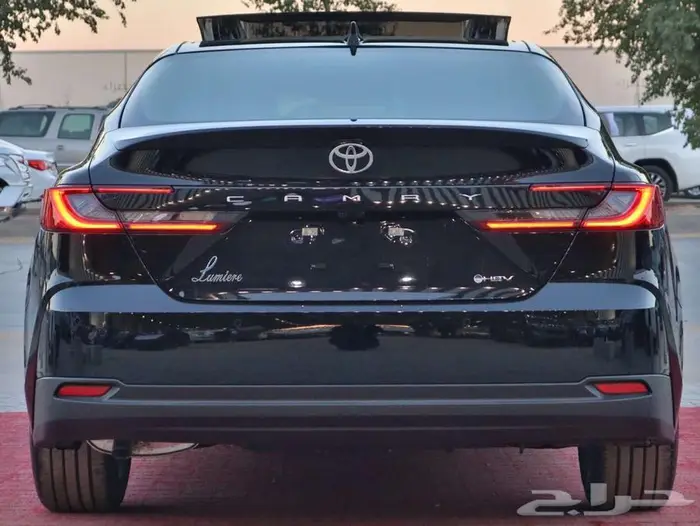 تويوتا كامري 2025 جميع الفئات والالوان 6