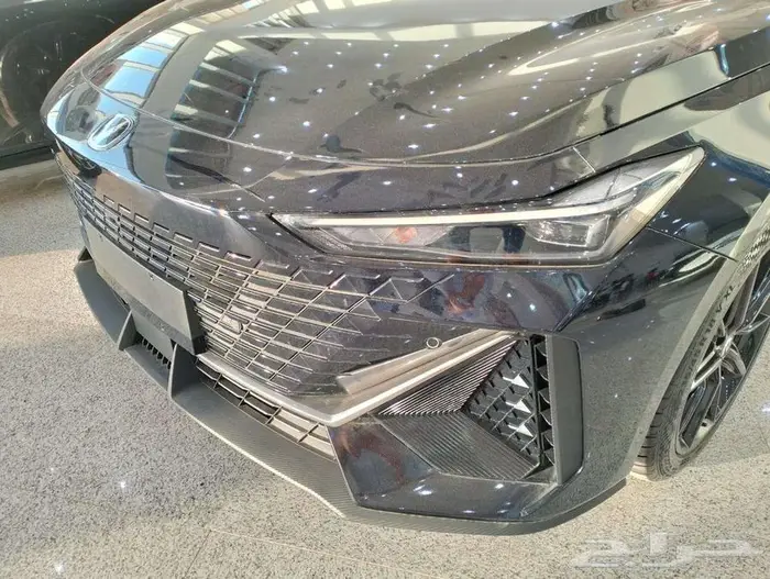 شنجان يو ني في ايليت وسبورت 2026 30