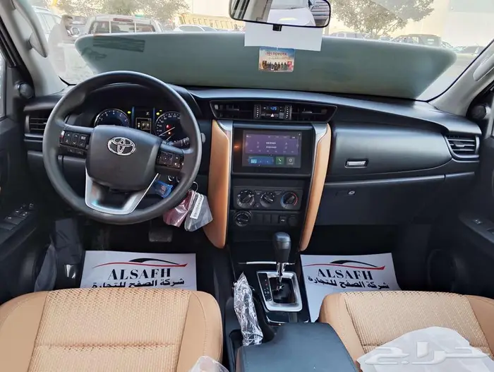 تويوتا فورتشنر بنزين بدون دبل 2025 6