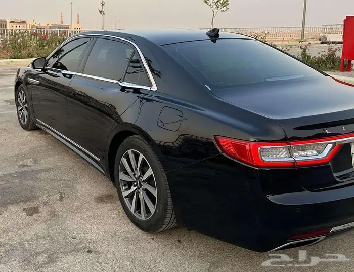 للبيع لنكولن كونتيننتال 17