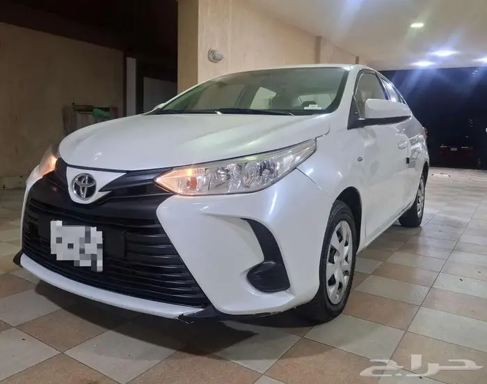 تويوتا يارس 2022 ستاندر 1