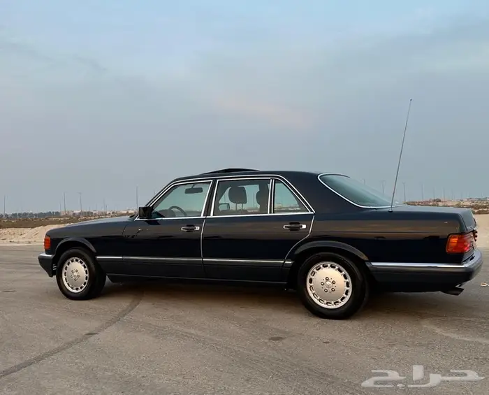 للبيع مرسدس حجم 560 0