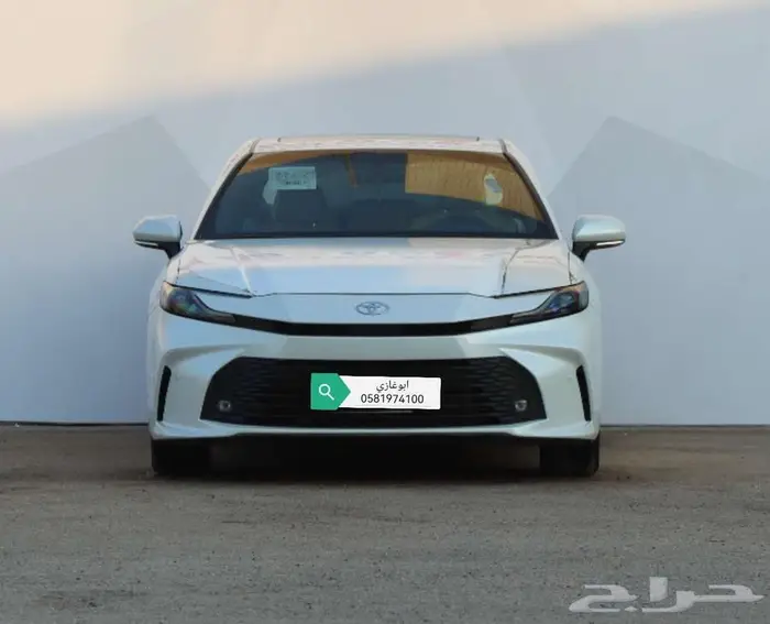 تويوتا كامري Eبلس موديل 2025 12