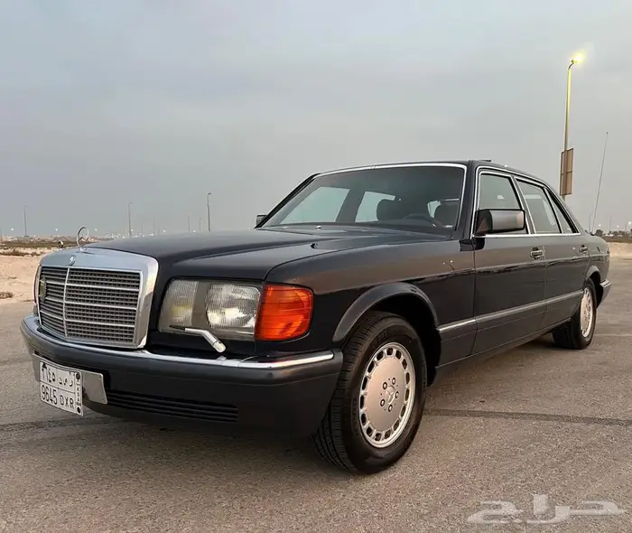 للبيع مرسدس حجم 560 23