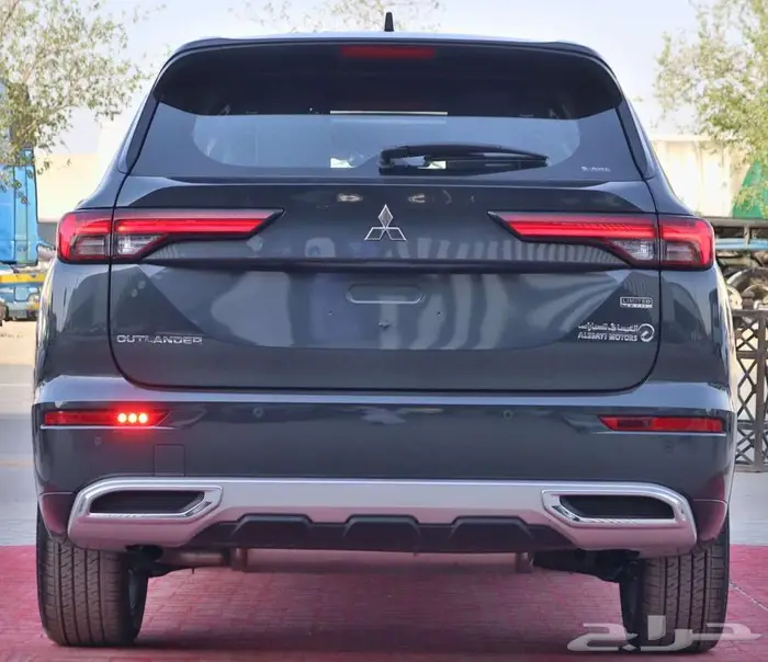 ميتسوبيشي اوتلاندر 2025 جميع الفئات والالوان 2