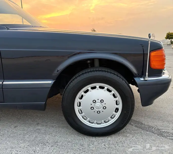 للبيع مرسدس حجم 560 28