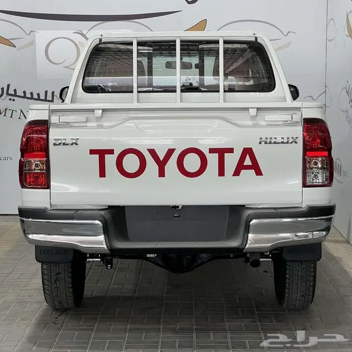 هايلوكس DLX سلق م2.4 دبل ديزل تماتيك او قير عادي بريمي 2025 3