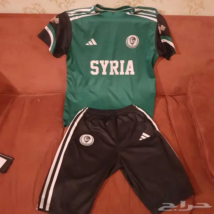 طقم منتخب سوريا النادر والافخم 0