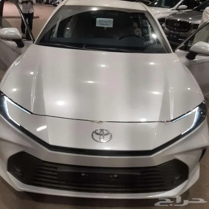 تويوتا كامري E هايبرد 2025 كاش واقساط 8