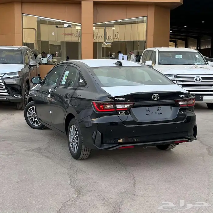 تويتا يارس فئه الاستاندر Y موديل 2026 كاش واقساط 4