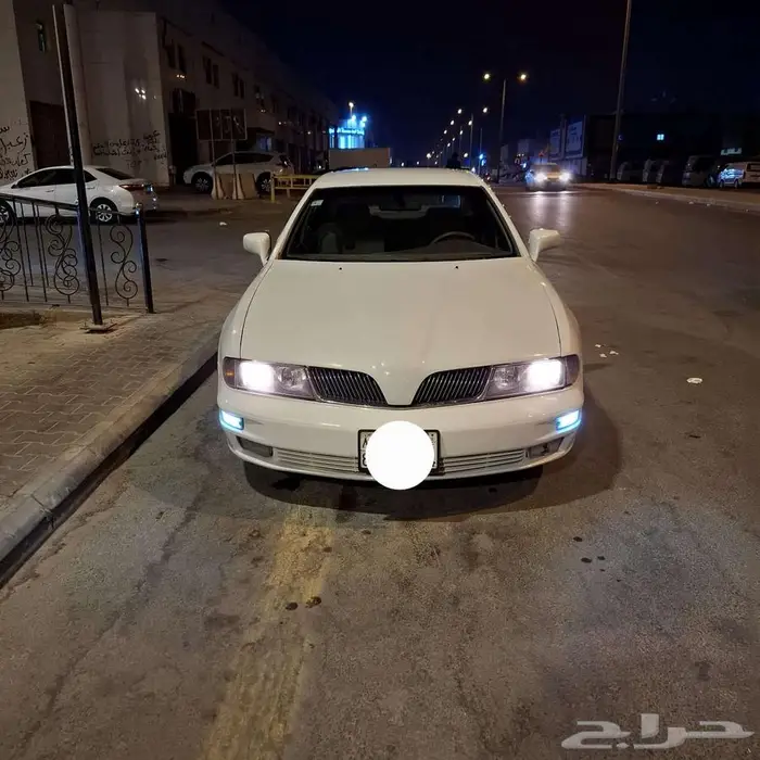 للبيع متسوبيشي ماجنا 2003 0