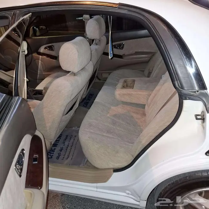 للبيع متسوبيشي ماجنا 2003 12