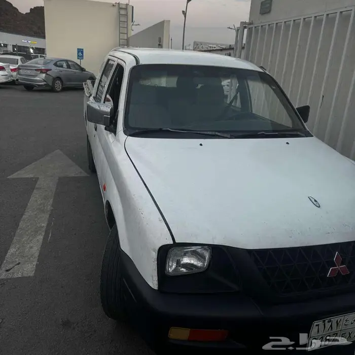 مستوبيشي 2003 نظيفه مفحوصه 3