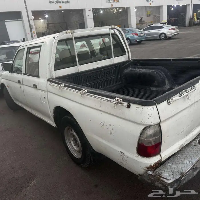 مستوبيشي 2003 نظيفه مفحوصه 0