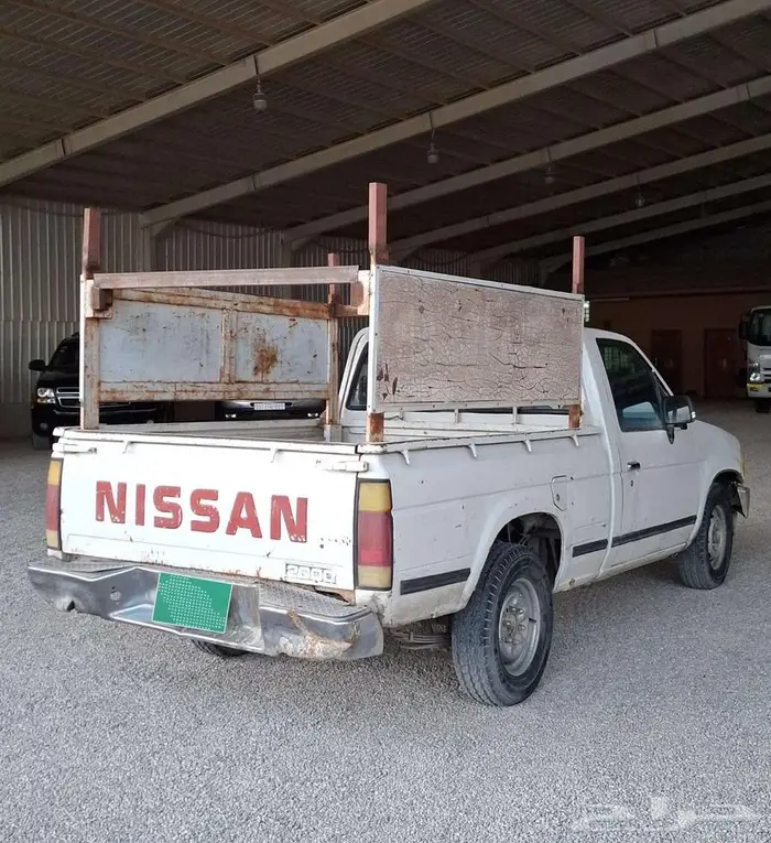 نيسان ددسن بكب غماره 1986 6